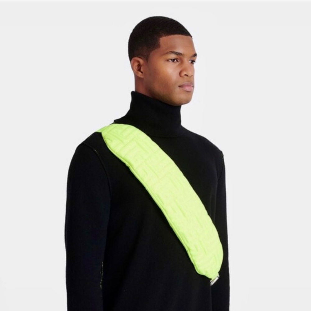 😍😍EUC Balmain Highlighter Yellow Bum/Belt Bag. AMAZING 😍😍